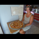 Auch in Barletta kann man große Pizzen backen